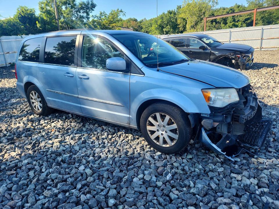 66434906 :رقم المزاد ، 2C4RC1BG9DR805408 vin ، 2013 Chrysler Town & Country مزاد بيع
