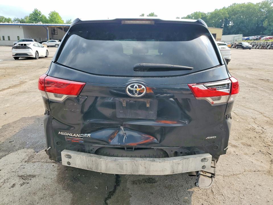 Продаж на аукціоні авто 2019 Toyota Highlander, vin: 5TDBZRFH9KS963107, номер лоту: 64765916