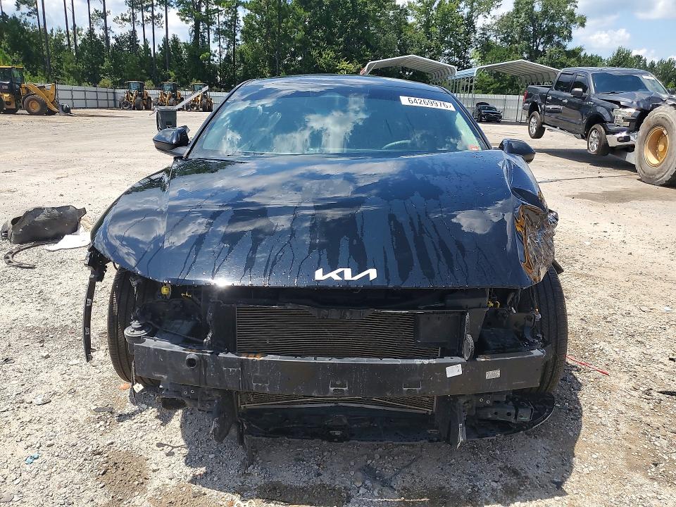 2025 Kia K4 მანქანა იყიდება აუქციონზე, vin: 3KPFT4DE1SE010965, აუქციონის ნომერი: 64269976