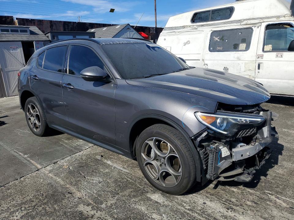 Продаж на аукціоні авто 2022 Alfa Romeo Stelvio, vin: ZASPAJAN4N7D30807, номер лоту: 65563296