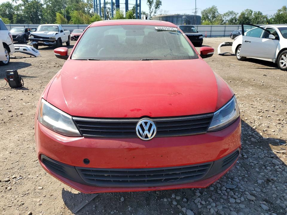 66829476 :رقم المزاد ، 3VWDX7AJ1BM388415 vin ، 2011 Volkswagen Jetta مزاد بيع