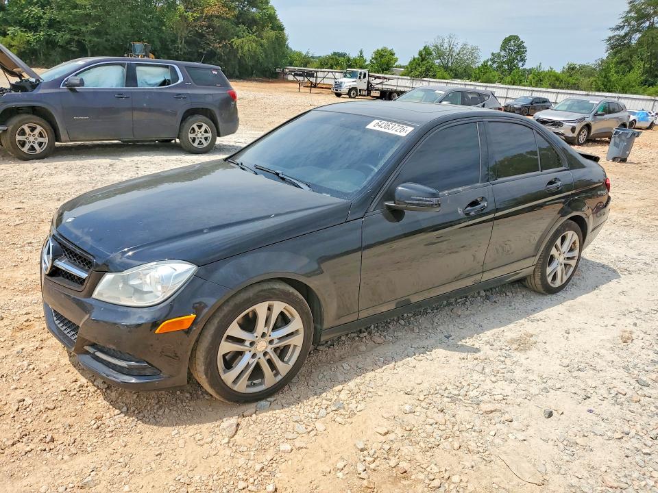 Продажа на аукционе авто 2013 Mercedes-benz C, vin: WDDGF8AB2DR292141, номер лота: 64363726