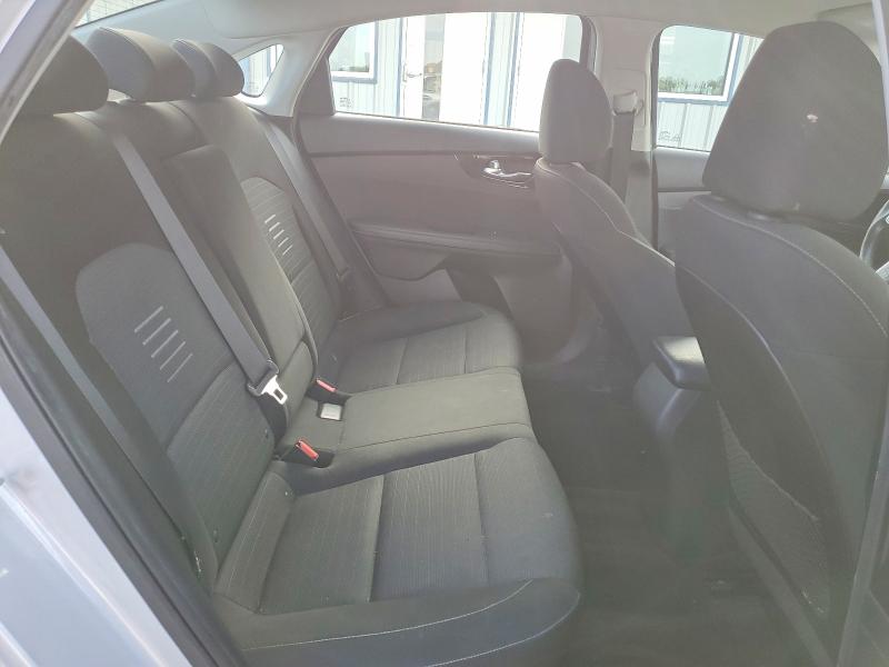 2019 Kia Forte მანქანა იყიდება აუქციონზე, vin: 3KPF34AD5KE063731, აუქციონის ნომერი: 65690456