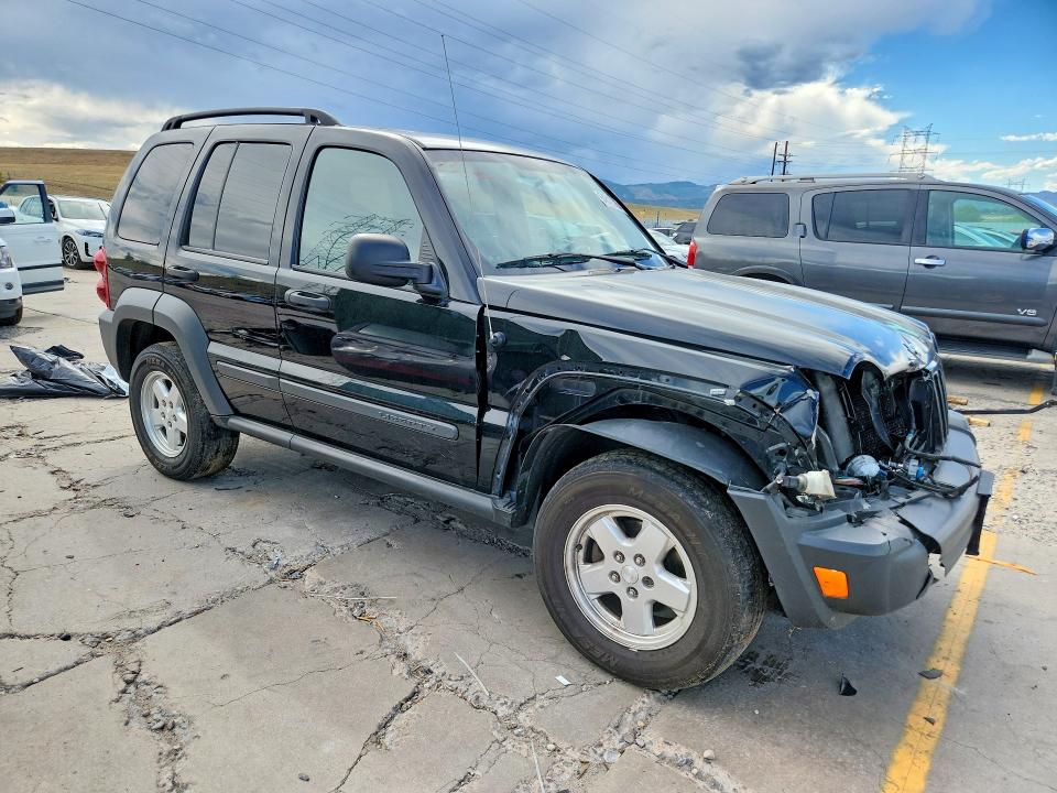64612526 :رقم المزاد ، 1J8GL48K56W289653 vin ، 2006 Jeep Liberty مزاد بيع