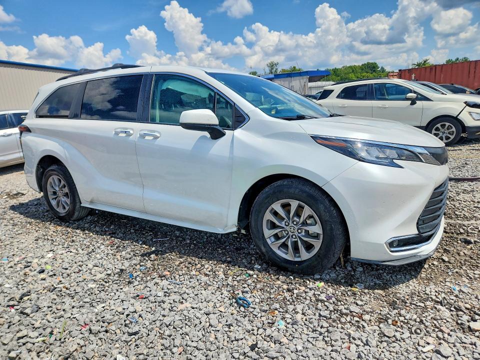 2022 Toyota Sienna მანქანა იყიდება აუქციონზე, vin: 5TDYRKEC8NS088100, აუქციონის ნომერი: 63856766