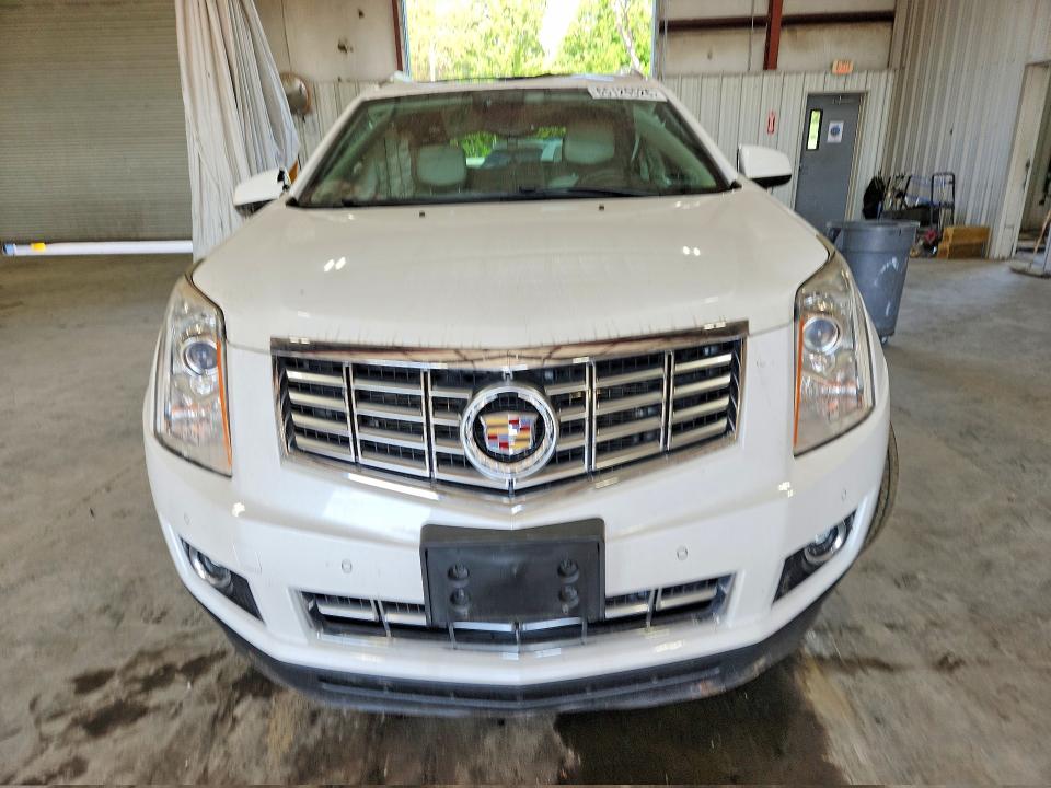 65120526 :رقم المزاد ، 3GYFNGE31FS530352 vin ، 2015 Cadillac Srx مزاد بيع