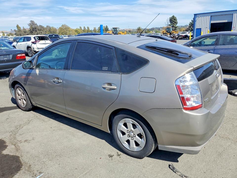 65585536 :رقم المزاد ، JTDKB20UX83375017 vin ، 2008 Toyota Prius مزاد بيع