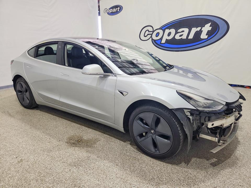 Продажа на аукционе авто 2018 Tesla Model 3, vin: 5YJ3E1EA7JF061290, номер лота: 66046716