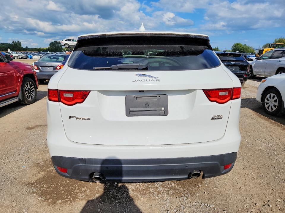 66218626 :رقم المزاد ، SADCK2FX1JA323142 vin ، 2018 Jaguar F-pace مزاد بيع