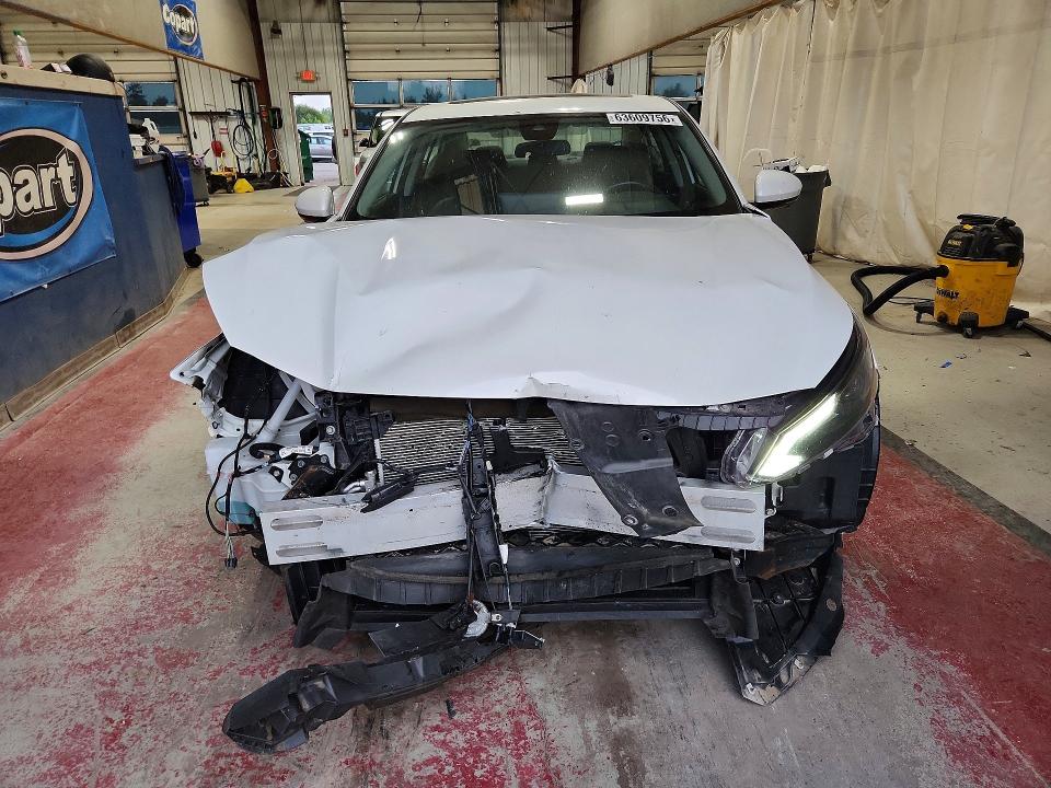 Auction sale of the 2023 Nissan Altima, vin: 1N4BL4EV4PN356708, lot number: 63609756