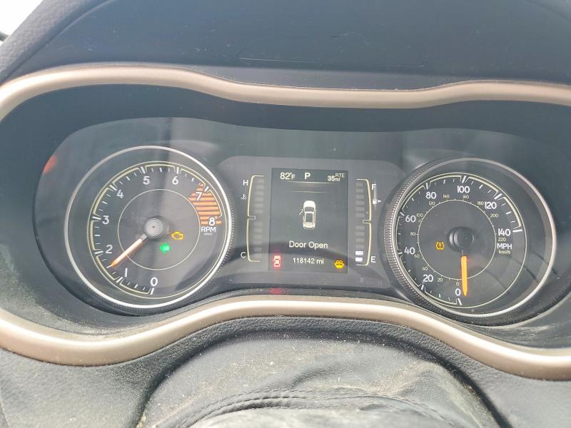 2017 Jeep Cherokee მანქანა იყიდება აუქციონზე, vin: 1C4PJMCSXHW500742, აუქციონის ნომერი: 64645796