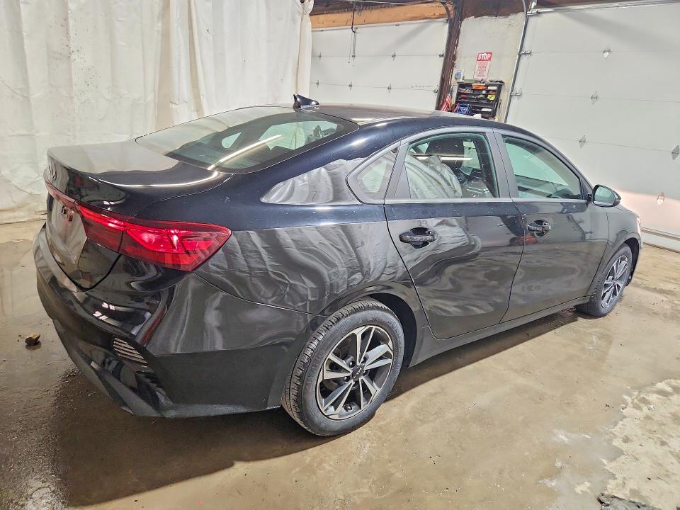 2024 Kia Forte მანქანა იყიდება აუქციონზე, vin: 3KPF24ADXRE816165, აუქციონის ნომერი: 66646976