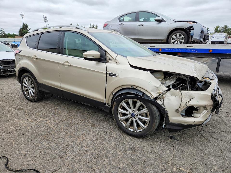 Продаж на аукціоні авто 2018 Ford Escape, vin: 1FMCU0J93JUC09138, номер лоту: 64662426
