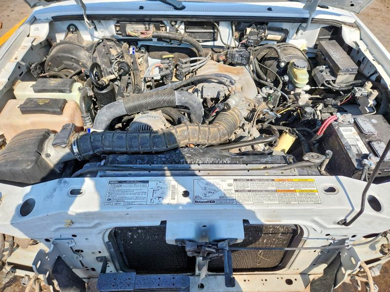 64840716 :رقم المزاد ، 4F4YR16V7YTM28389 vin ، 2000 Mazda B3000 مزاد بيع