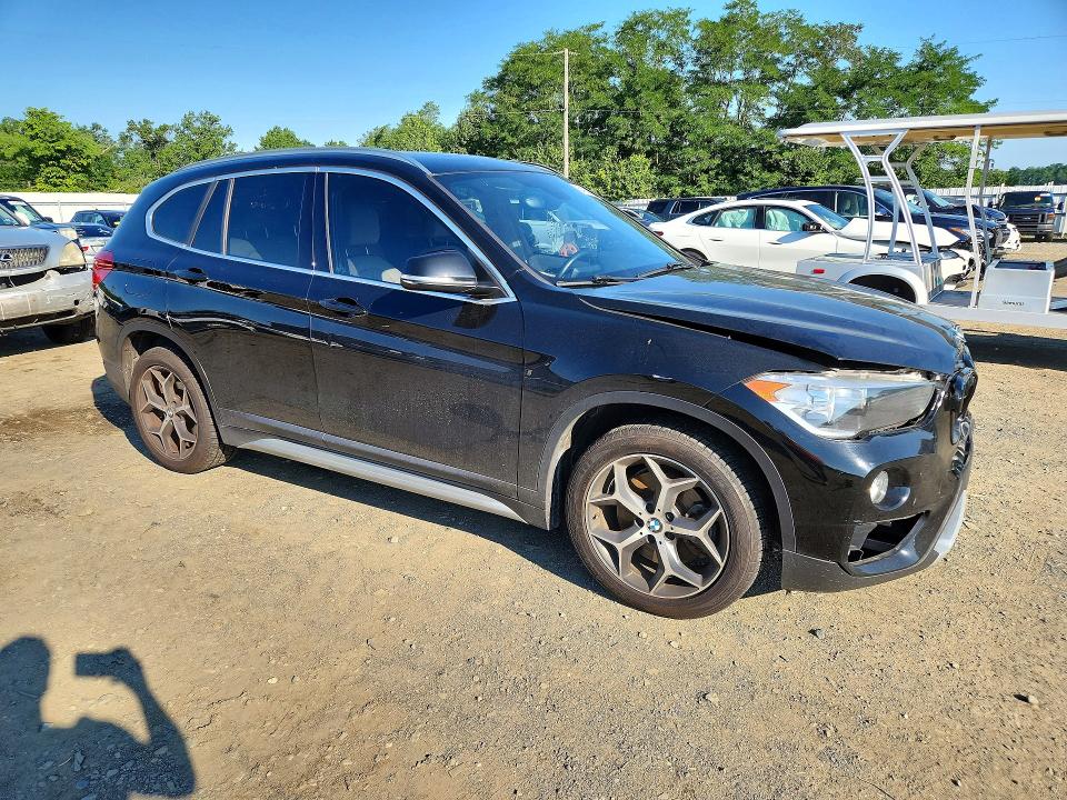 Продаж на аукціоні авто 2018 Bmw X1, vin: WBXHT3C3XJ5L31452, номер лоту: 64018316