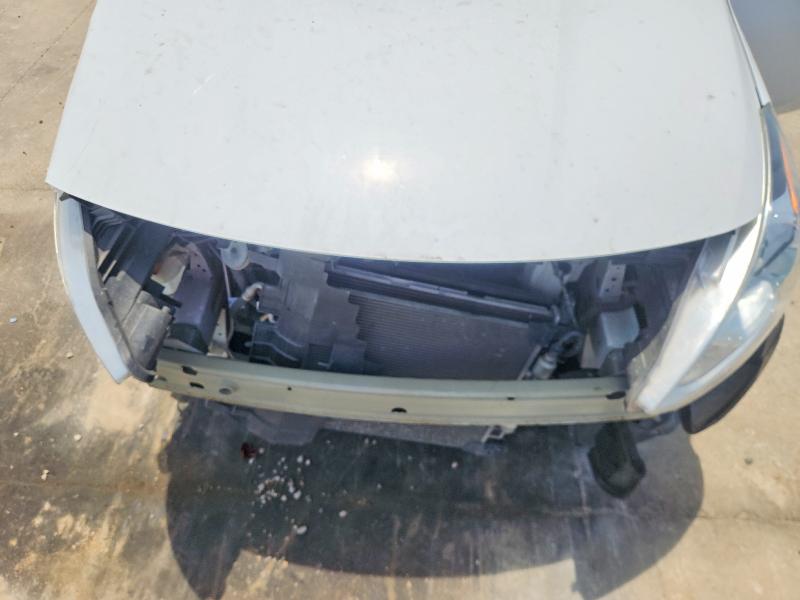 64075756 :رقم المزاد ، 3N1CN7APXJL815798 vin ، 2018 Nissan Versa مزاد بيع