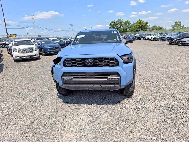Продаж на аукціоні авто 2025 Toyota 4runner, vin: JTEVA5BR0S5024845, номер лоту: 65689476