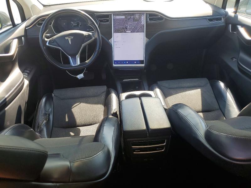 Продажа на аукционе авто 2016 Tesla Model X, vin: 5YJXCAE26GF016222, номер лота: 64140156