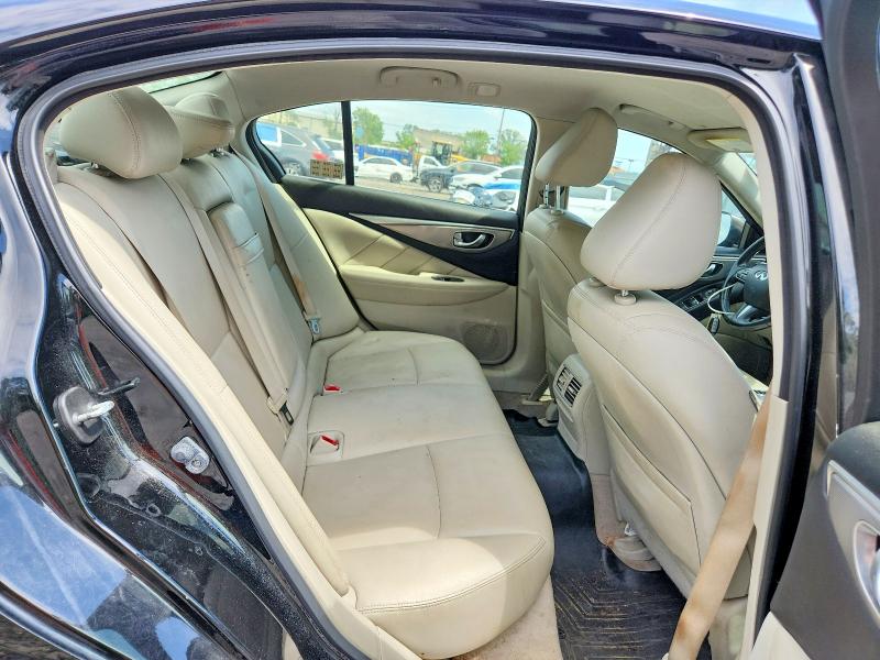 63996216 :رقم المزاد ، JN1BV7AR4FM396499 vin ، 2015 Infiniti Q50 مزاد بيع