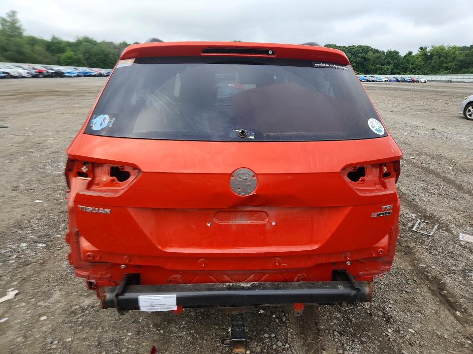 2018 Volkswagen Tiguan მანქანა იყიდება აუქციონზე, vin: 3VV0B7AX5JM109360, აუქციონის ნომერი: 64835016
