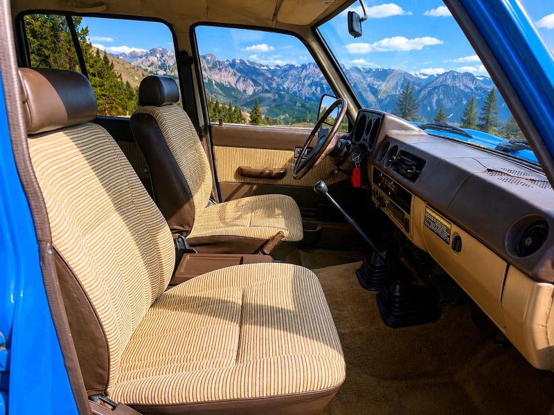 1983 Toyota Land Cruiser მანქანა იყიდება აუქციონზე, vin: JT3FJ60G6D0078851, აუქციონის ნომერი: 64399476