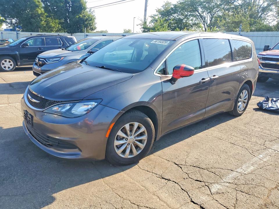 66194926 :رقم المزاد ، 2C4RC1DG6HR676806 vin ، 2017 Chrysler Pacifica مزاد بيع