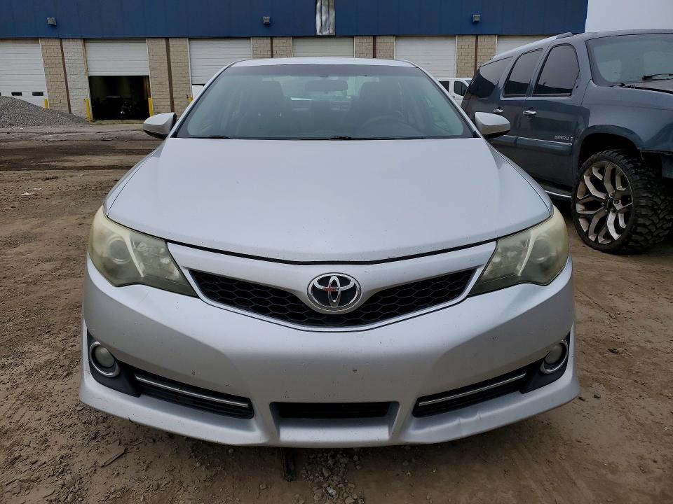 Aukcja sprzedaży 2012 Toyota Camry, vin: 4T1BF1FK8CU027798, numer aukcji: 64472446
