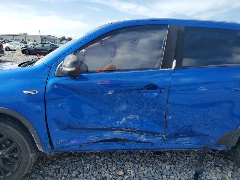 2018 Mitsubishi Outlander Sport მანქანა იყიდება აუქციონზე, vin: JA4AP3AU0JU014715, აუქციონის ნომერი: 64116646