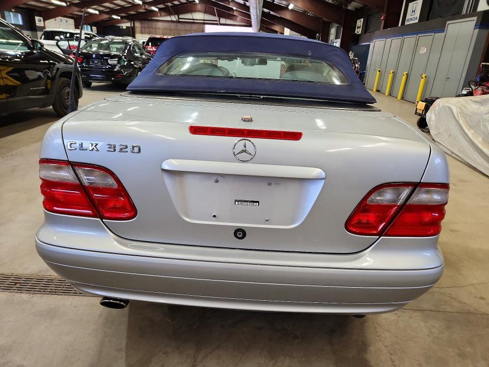 Продаж на аукціоні авто 2002 Mercedes-benz Clk, vin: WDBLK65G02T119831, номер лоту: 64968156