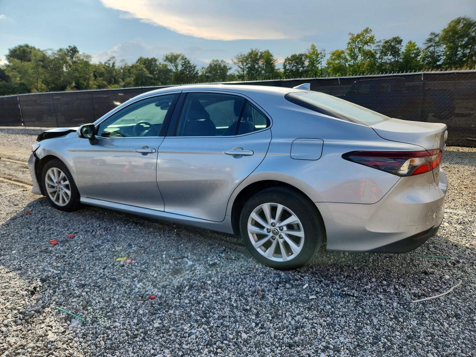 Продажа на аукционе авто 2021 Toyota Camry, vin: 4T1C11AK6MU615324, номер лота: 67136066
