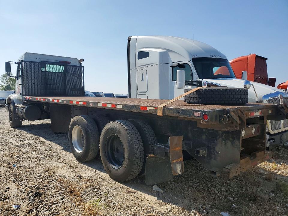 Продажа на аукционе авто 2004 Volvo Vhd, vin: 4V5KC9GF54N352496, номер лота: 65636976