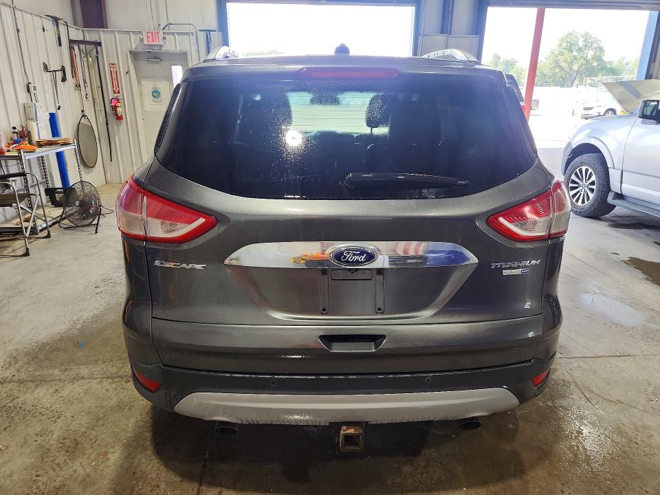 64080256 :رقم المزاد ، 1FMCU9J91FUC12843 vin ، 2015 Ford Escape مزاد بيع