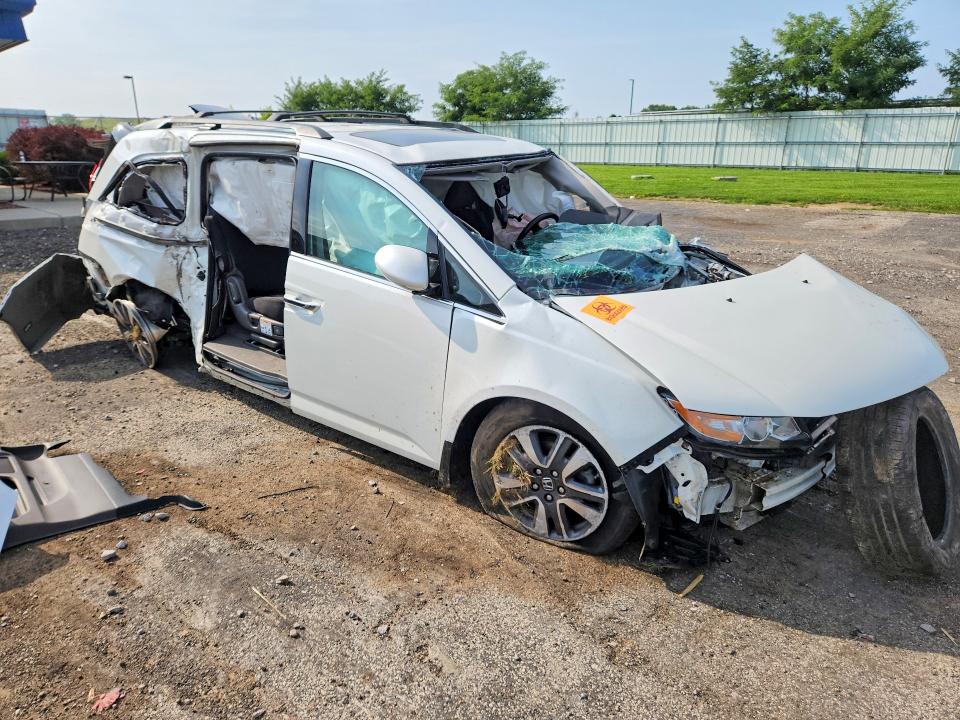 Продажа на аукционе авто 2016 Honda Odyssey, vin: 5FNRL5H97GB007490, номер лота: 65848586