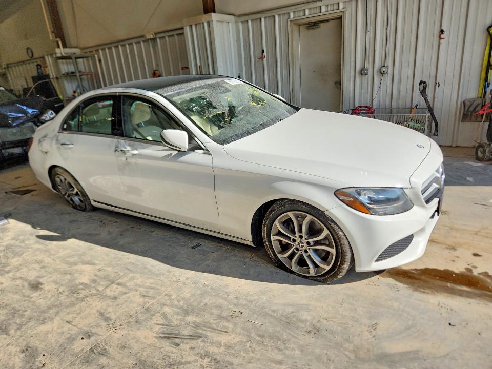 66996616 :رقم المزاد ، 55SWF4KB7GU126610 vin ، 2016 Mercedes-benz C مزاد بيع