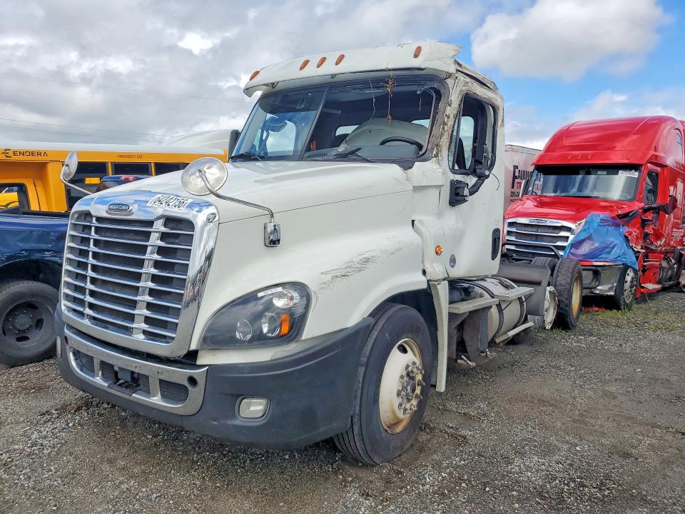 Продажа на аукционе авто 2018 Freightliner Cascadia 125, vin: 1FUJGEDR8JLJW4952, номер лота: 64242156