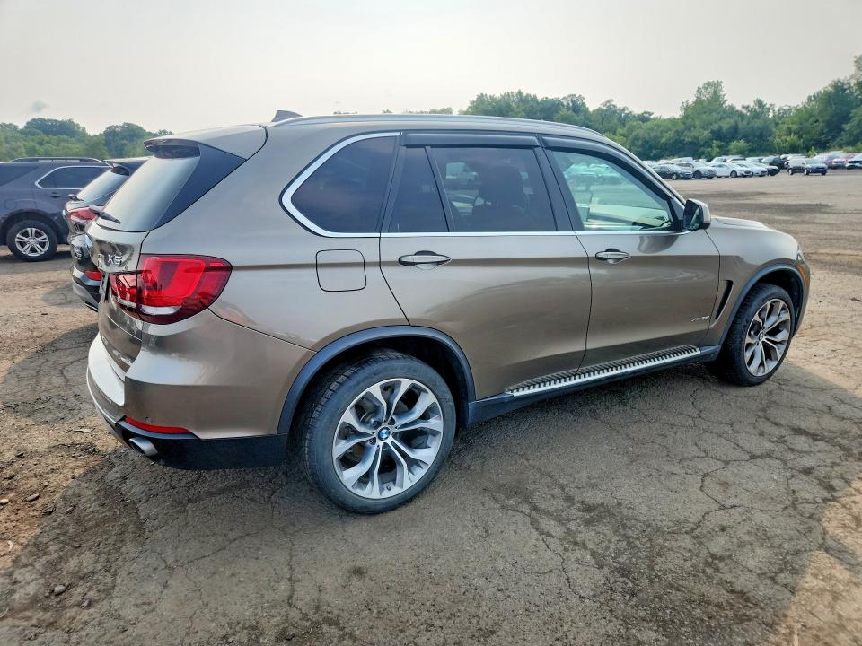 63726276 :رقم المزاد ، 5UXKR0C35H0V75306 vin ، 2017 Bmw X5 مزاد بيع