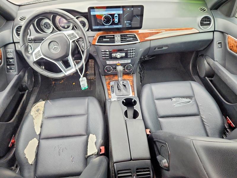 2014 Mercedes-benz C მანქანა იყიდება აუქციონზე, vin: WDDGF4HB7EA927983, აუქციონის ნომერი: 66404636