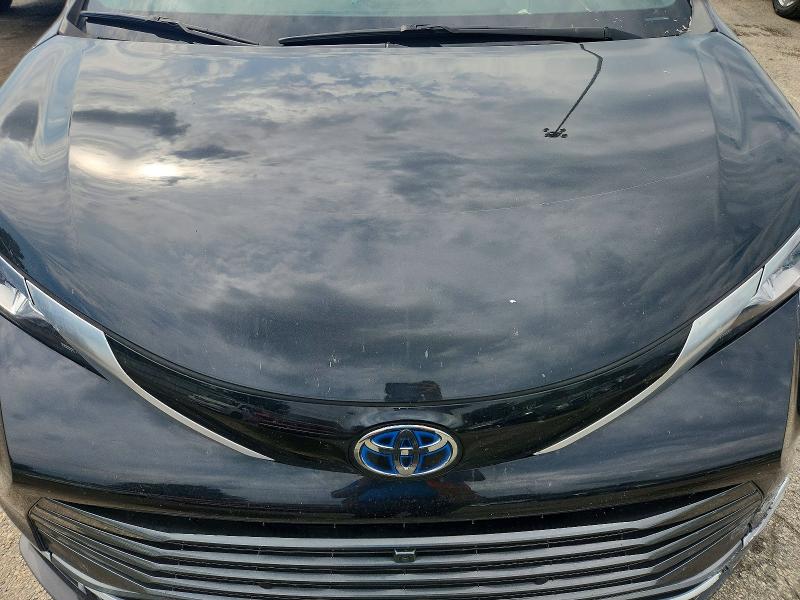 Продажа на аукционе авто 2022 Toyota Sienna, vin: 5TDESKFC2NS067507, номер лота: 67461646