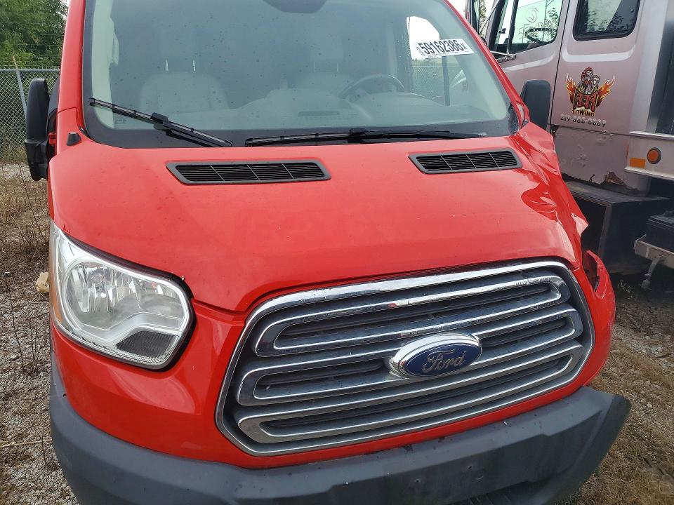 59162386 :رقم المزاد ، 1FTYR1YM6HKA25135 vin ، 2017 Ford Transit مزاد بيع