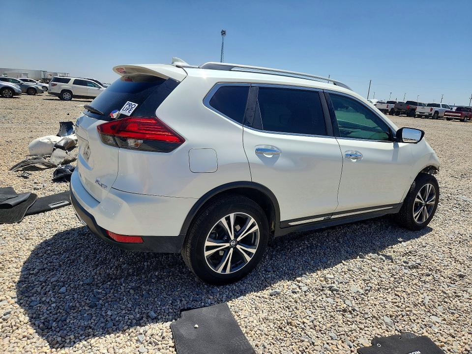 65537856 :رقم المزاد ، 5N1AT2MV2HC817361 vin ، 2017 Nissan Rogue مزاد بيع