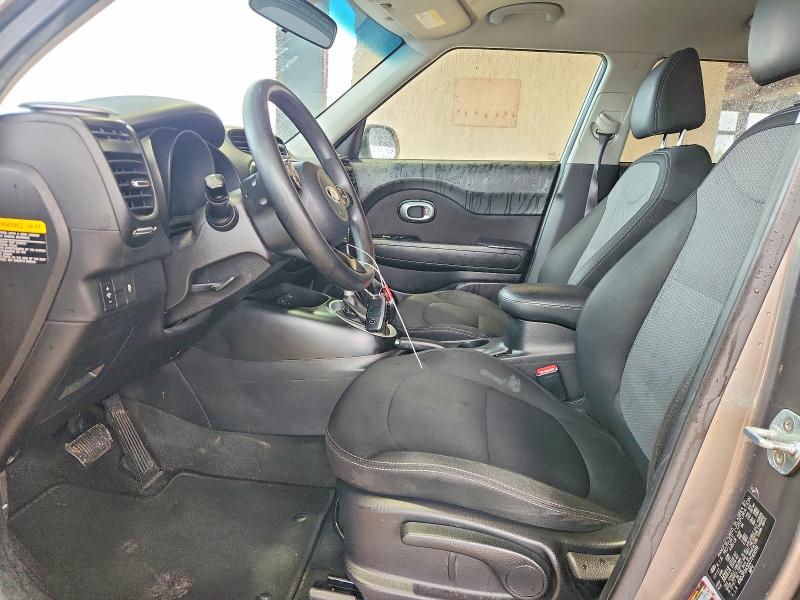 63757536 :رقم المزاد ، KNDJP3A50J7541019 vin ، 2018 Kia Soul مزاد بيع