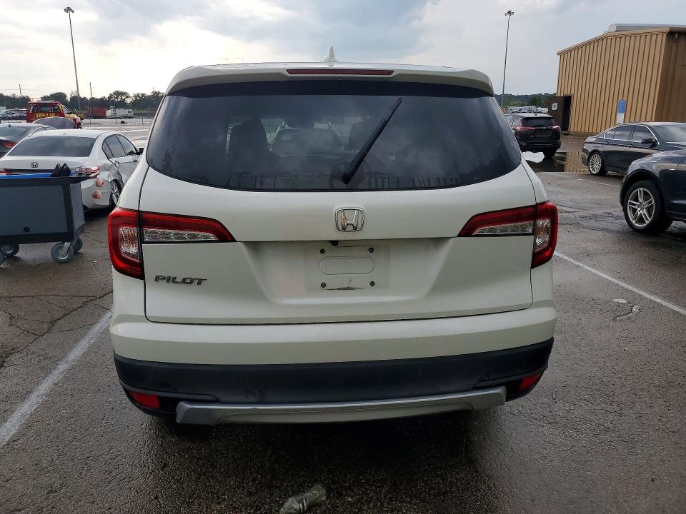 Auction sale of the 2019 Honda Pilot, vin: 5FNYF5H40KB011557, lot number: 64554996
