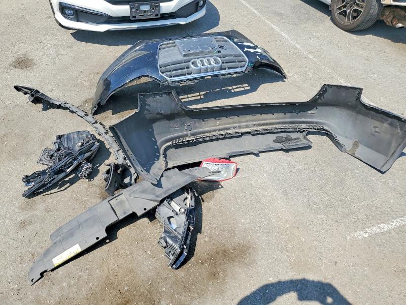 60440086 :رقم المزاد ، WAUBFAFL8DN004074 vin ، 2013 Audi A4 مزاد بيع