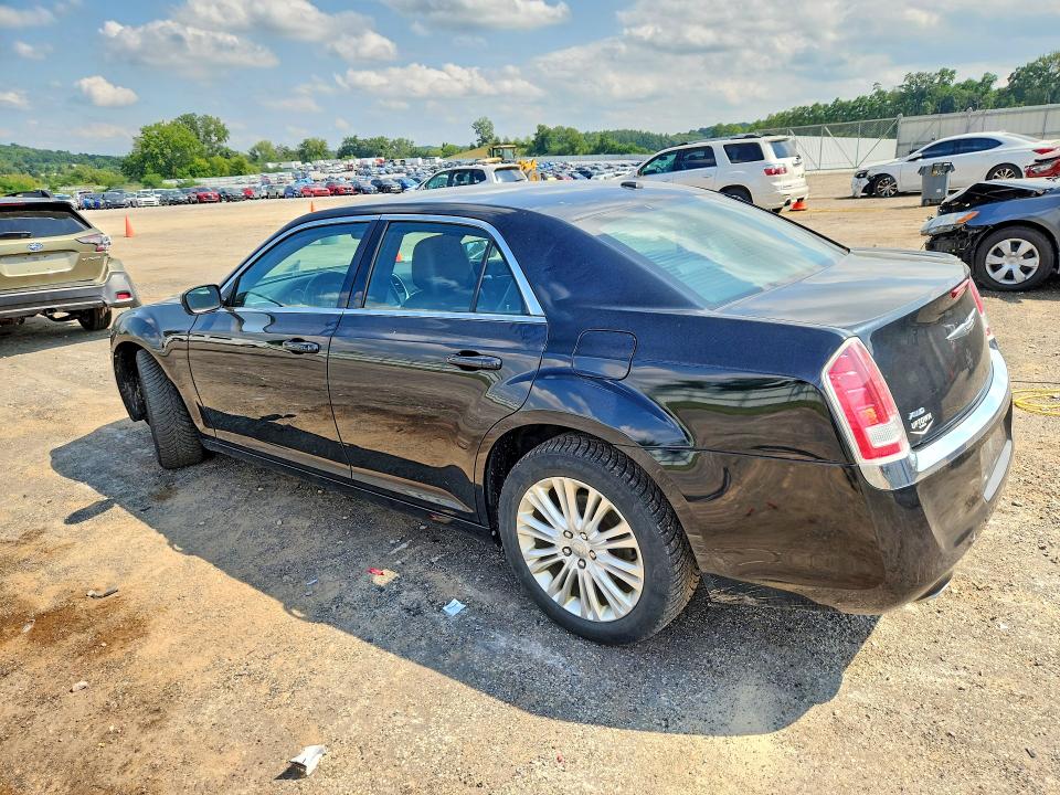 63761016 :رقم المزاد ، 2C3CCARG6EH255690 vin ، 2014 Chrysler 300 مزاد بيع