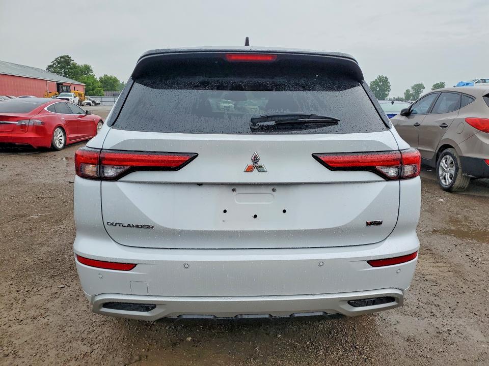 Продажа на аукционе авто 2024 Mitsubishi Outlander, vin: JA4J4WA8XRZ610183, номер лота: 64249316