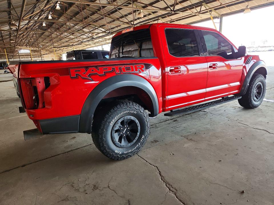64428986 :رقم المزاد ، 1FTFW1RG9JFE70881 vin ، 2018 Ford F150 مزاد بيع