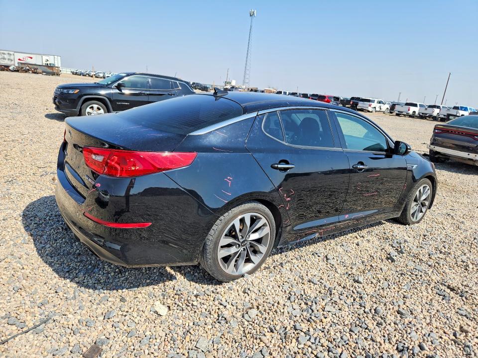 2015 Kia Optima მანქანა იყიდება აუქციონზე, vin: 5XXGR4A66FG498937, აუქციონის ნომერი: 64121196