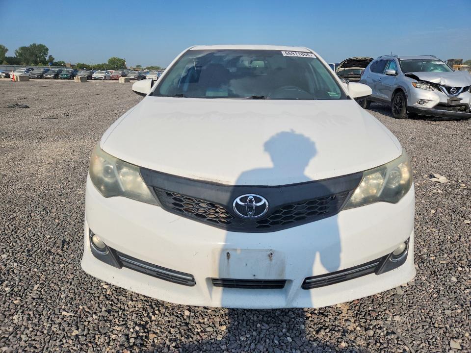 66911866 :رقم المزاد ، 4T1BK1FK1DU536743 vin ، 2013 Toyota Camry مزاد بيع