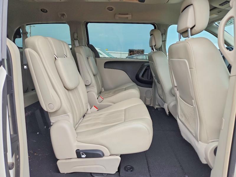 64245186 :رقم المزاد ، 2C4RC1BG6CR266731 vin ، 2012 Chrysler Town & Country مزاد بيع