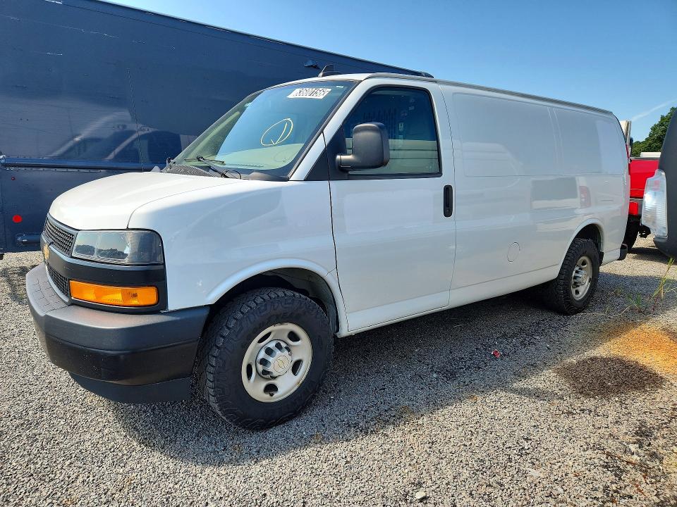 63600156 :رقم المزاد ، 1GCZGGFP4N1251783 vin ، 2022 Chevrolet Express G3500 مزاد بيع